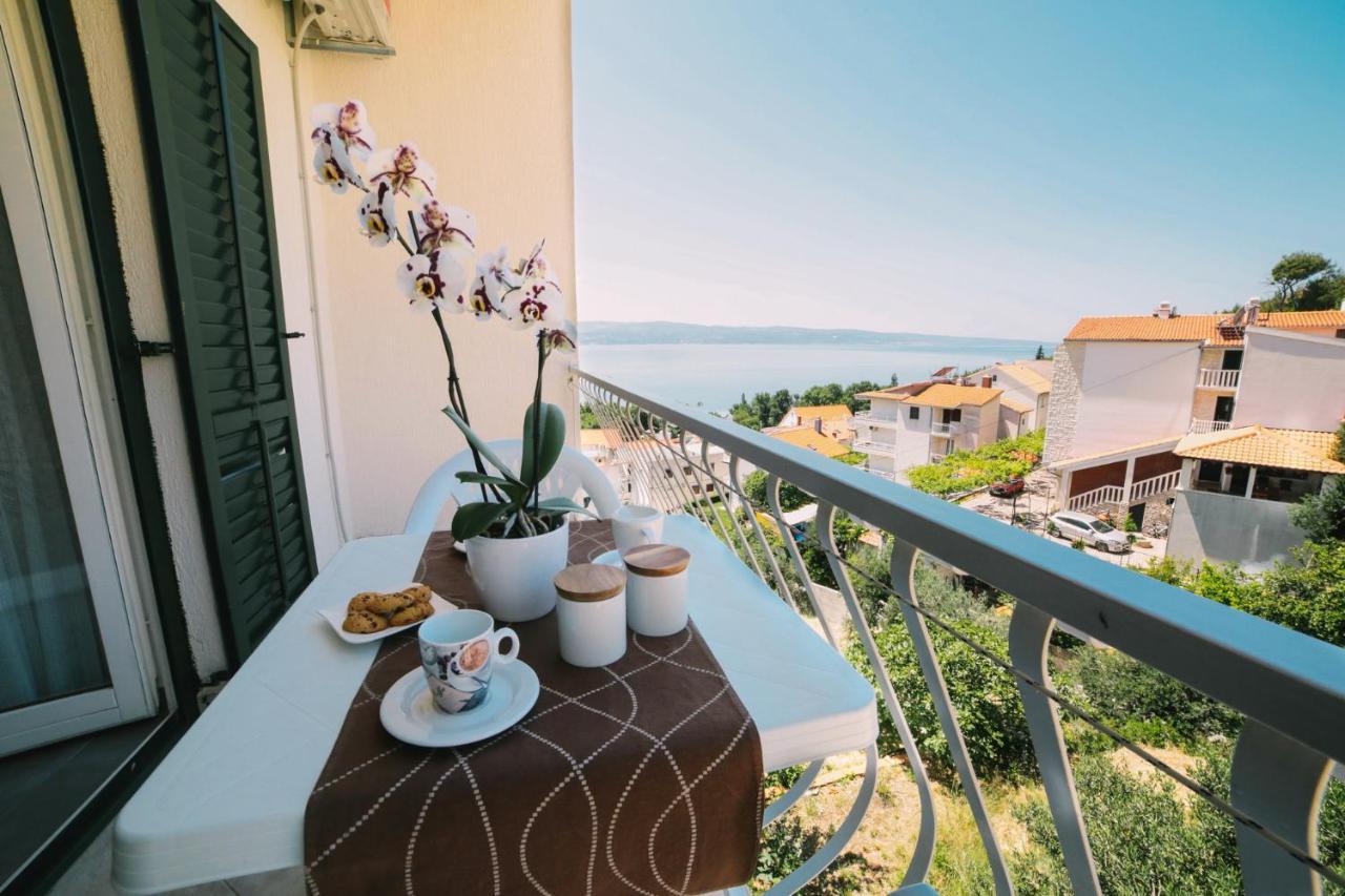 Villa Brigita 奥米什 外观 照片
